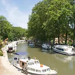 Lovely Apartment In Narbonne With Kitchen